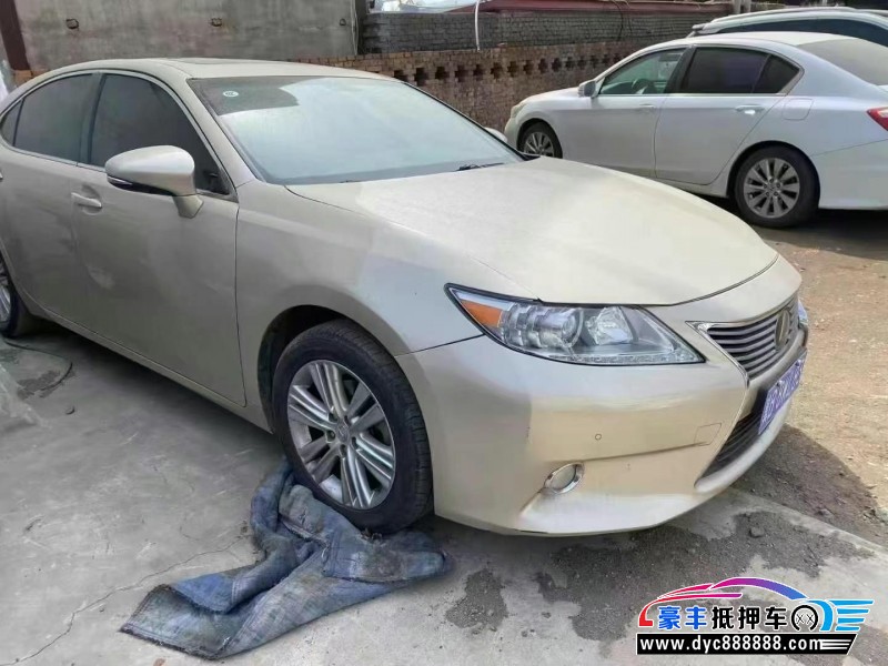 14年雷克萨斯ES轿车抵押车出售