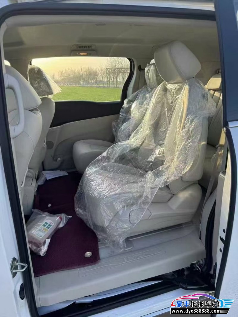 24年别克GL8轿车抵押车出售