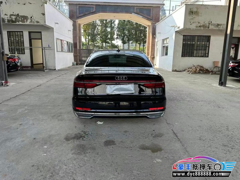 19年奥迪A8L轿车抵押车出售