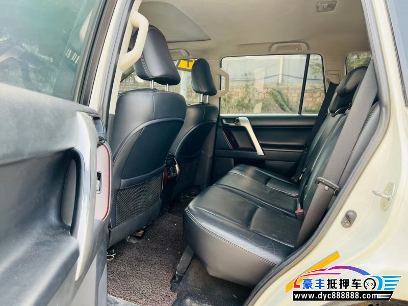 17年丰田普拉多（霸道）轿车抵押车出售