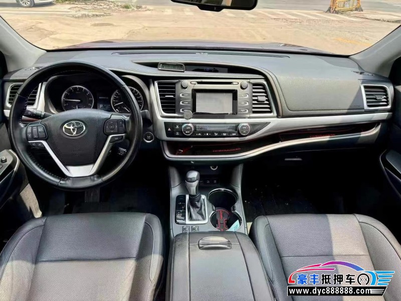 17年丰田汉兰达轿车抵押车出售