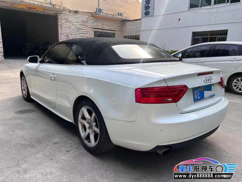 13年奥迪A5轿车抵押车出售