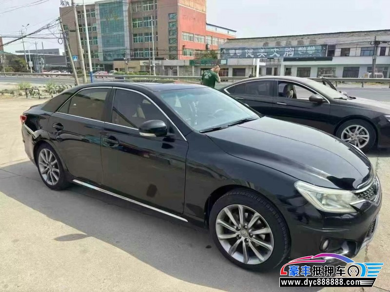 15年丰田锐志轿车抵押车出售