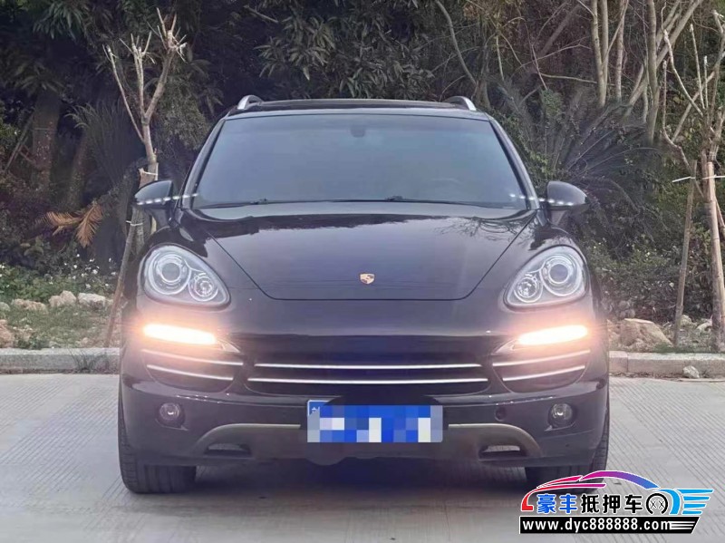 14年保时捷卡宴轿车抵押车出售