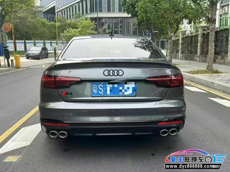 24年奥迪S4轿车抵押车出售
