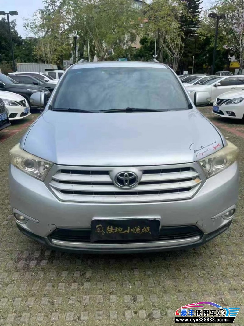 13年丰田汉兰达轿车抵押车出售