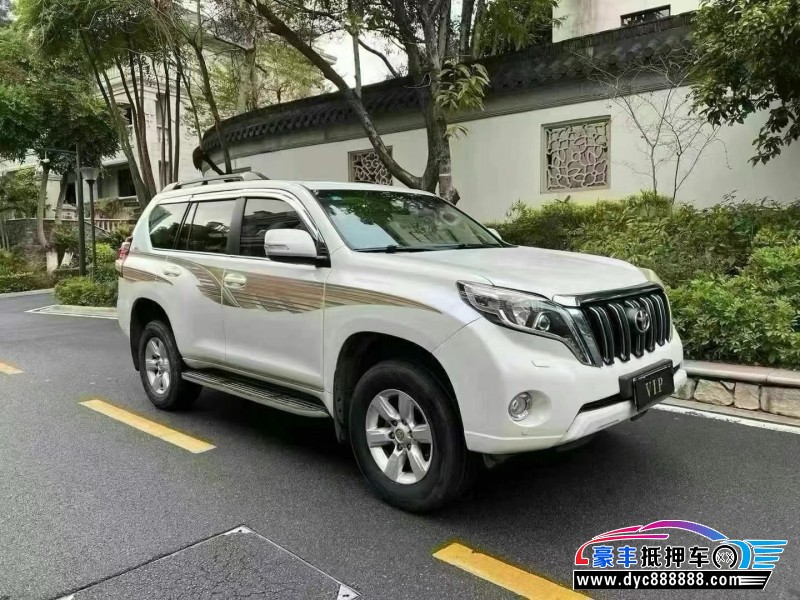 17年丰田普拉多（霸道）轿车抵押车出售