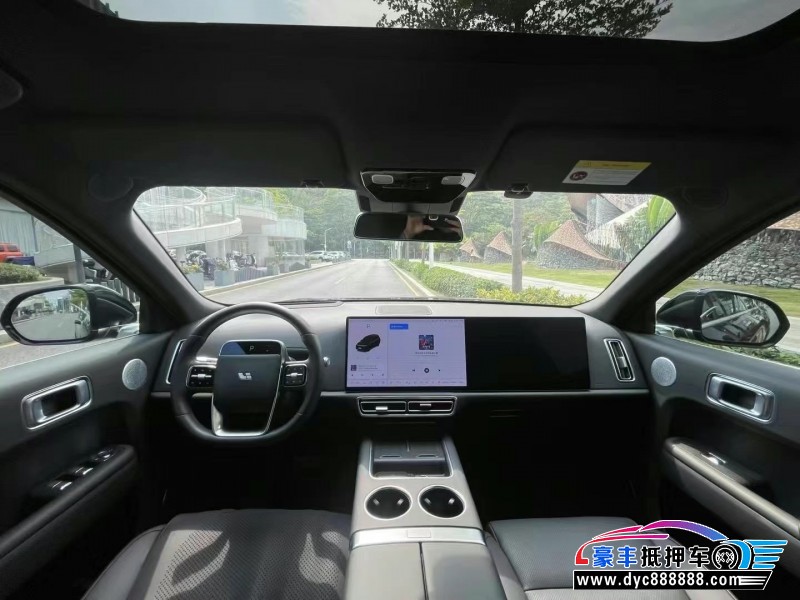 24年理想L9轿车抵押车出售