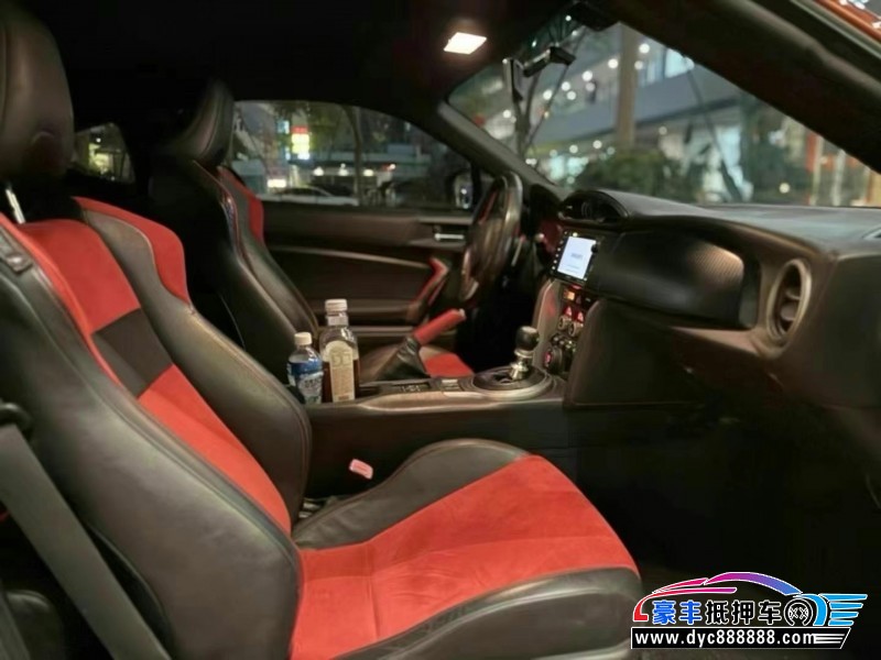 13年丰田86轿车抵押车出售