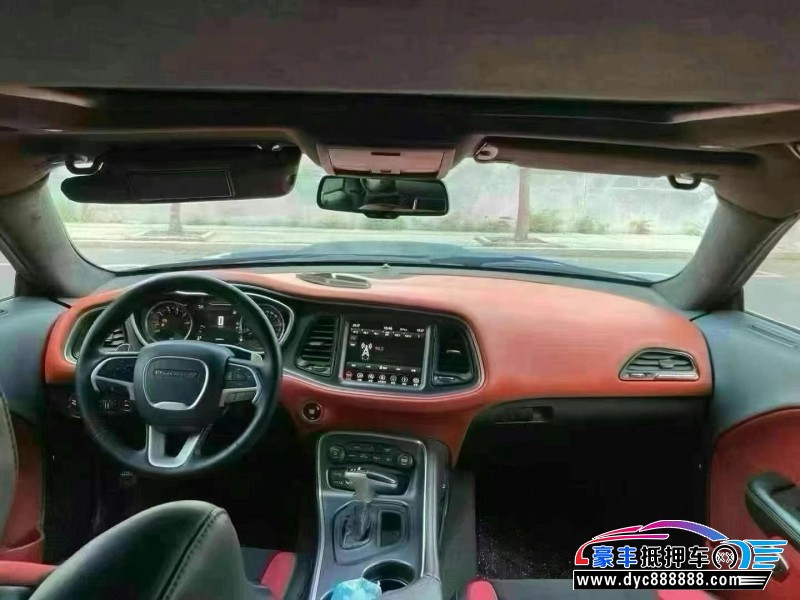 19年道奇挑战者轿车抵押车出售