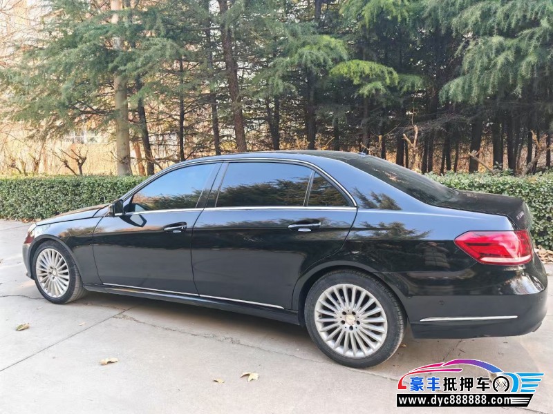 13年奔驰E轿车抵押车出售