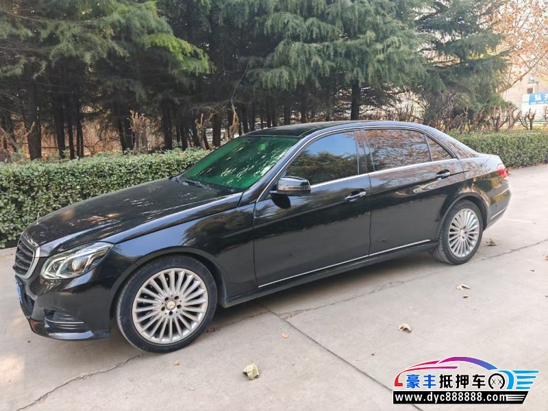 13年奔驰E轿车抵押车出售