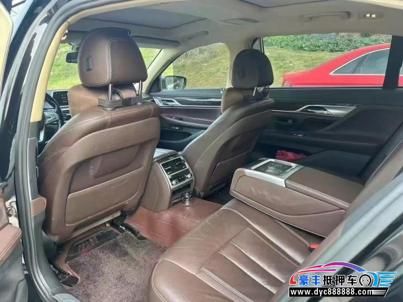 16年宝马7系轿车抵押车出售