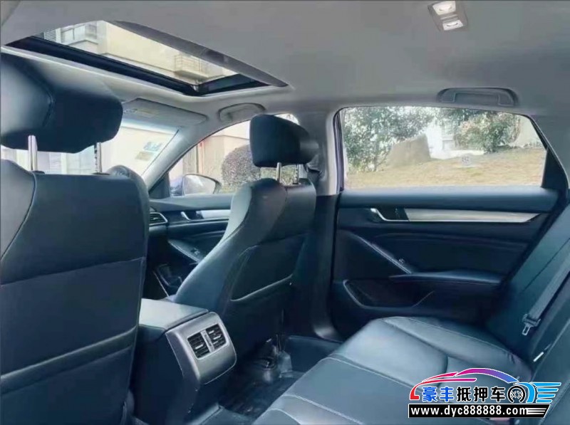 20年本田雅阁轿车抵押车出售