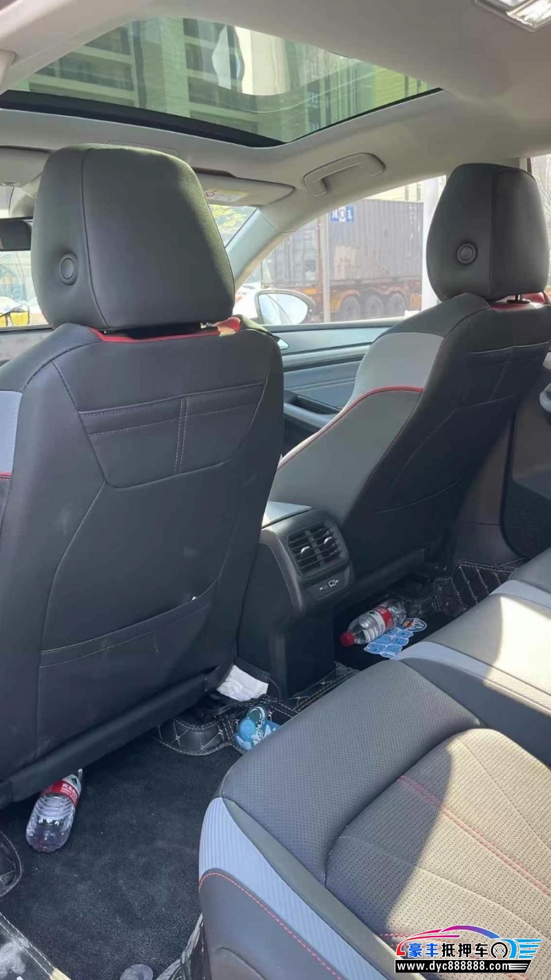 23年大众凌渡轿车抵押车出售