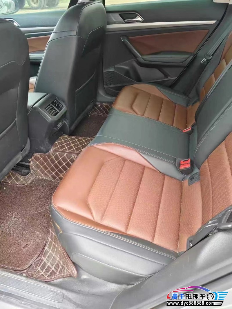 21年大众朗逸轿车抵押车出售