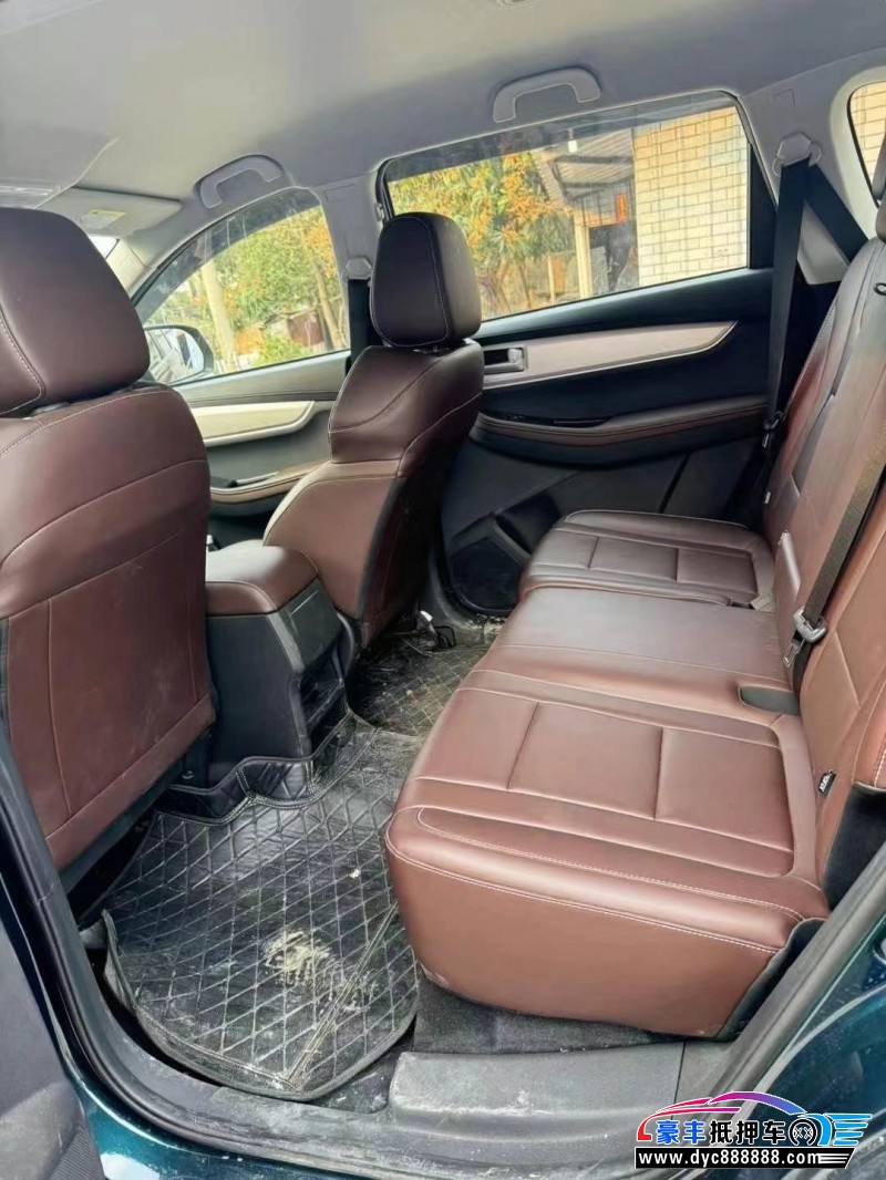 24年东风风行T5轿车抵押车出售