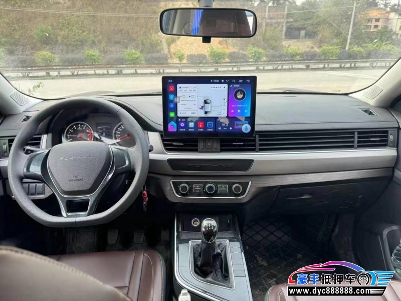 24年东风风行T5轿车抵押车出售