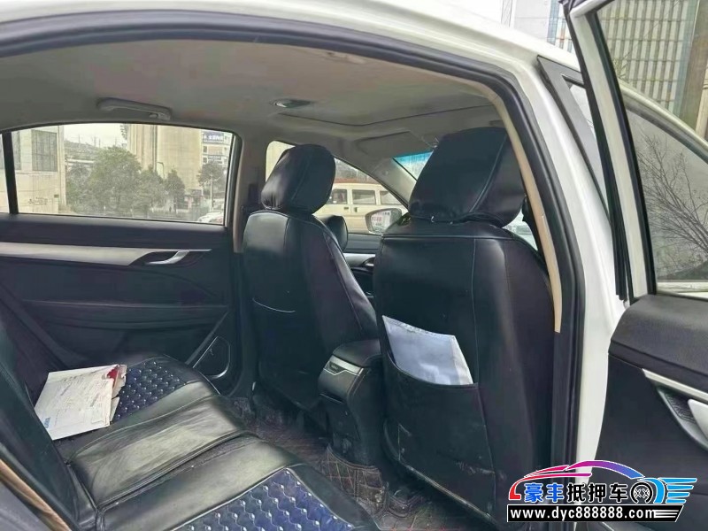 18年吉利帝豪轿车抵押车出售