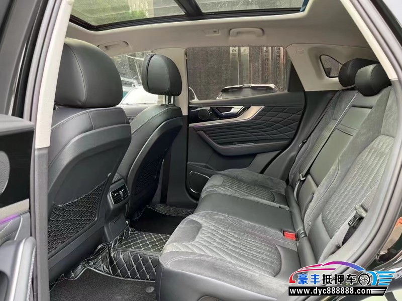 22年红旗HS5轿车抵押车出售