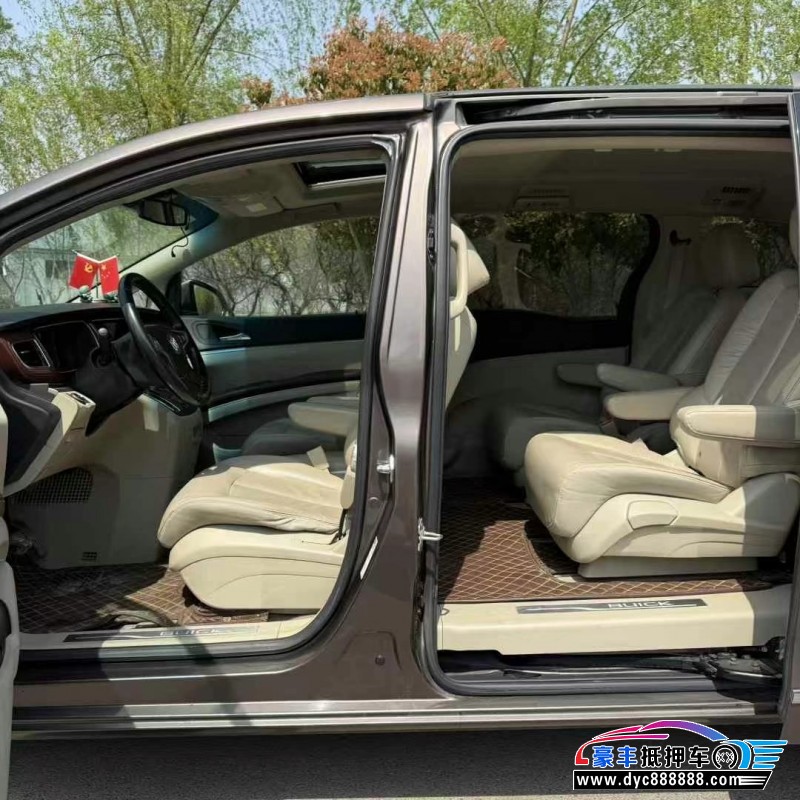 17年别克GL8SUV抵押车出售