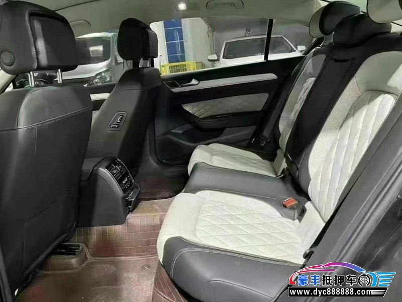 24年大众迈腾轿车抵押车出售