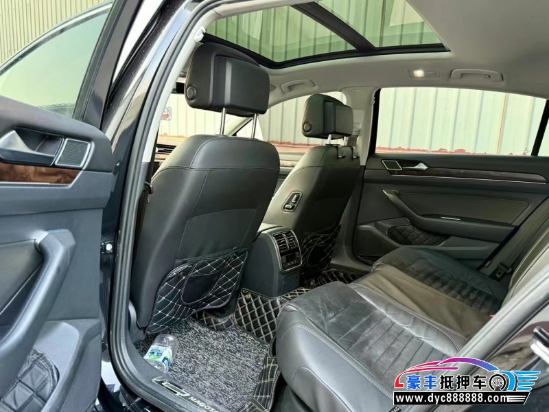 17年大众迈腾轿车抵押车出售