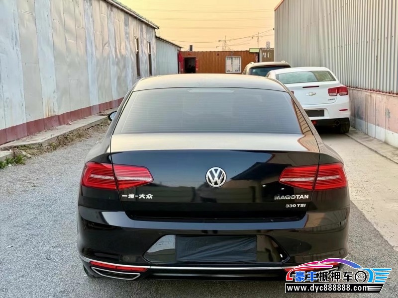 17年大众迈腾轿车抵押车出售