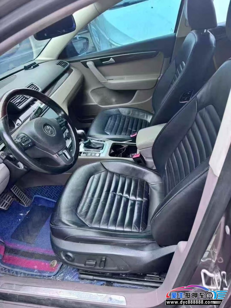 16年大众迈腾轿车抵押车出售