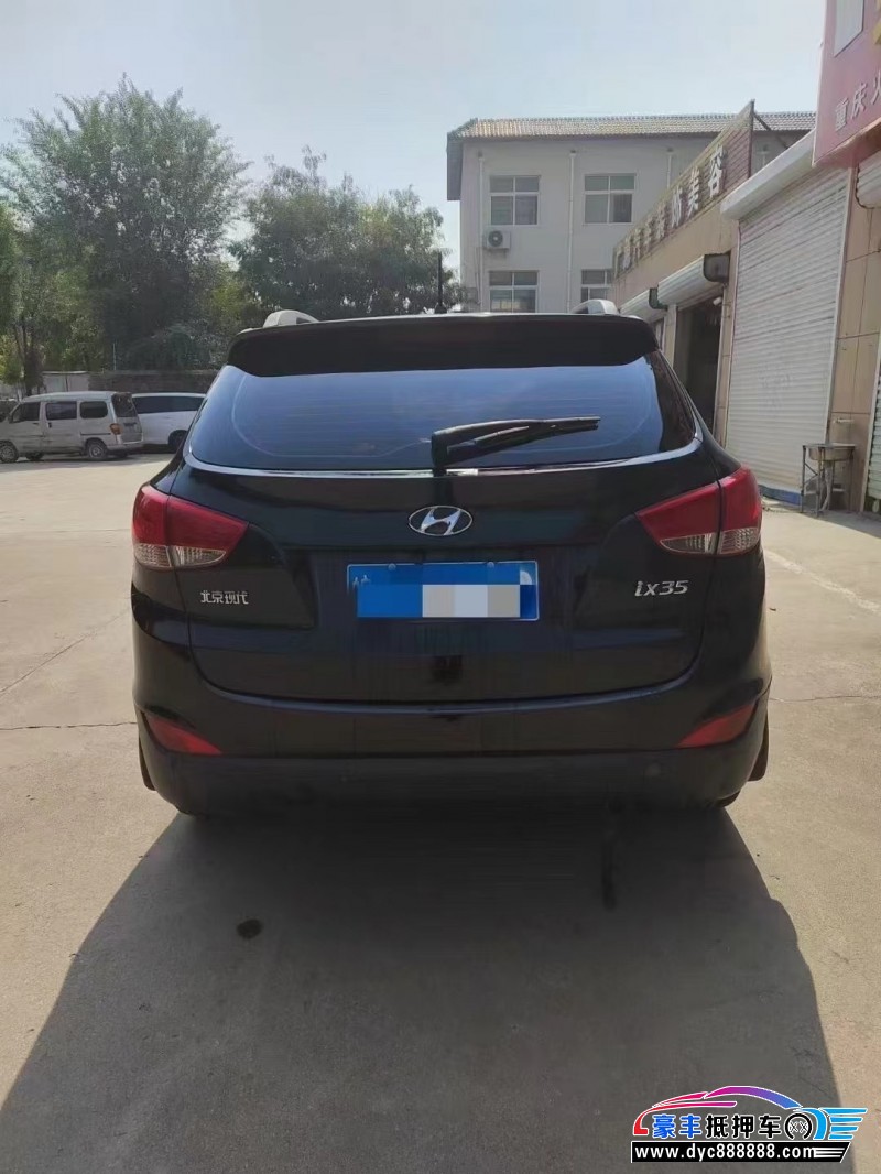 12年现代ix35轿车抵押车出售