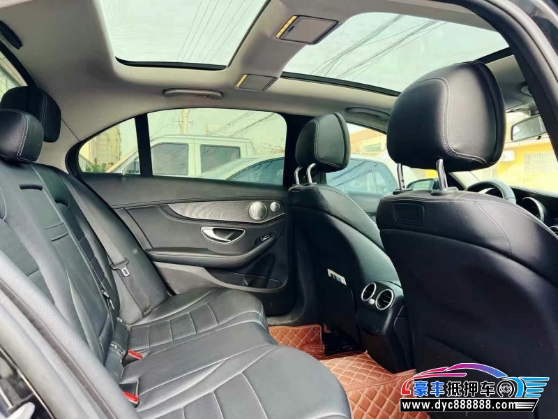 17年奔驰C轿车抵押车出售