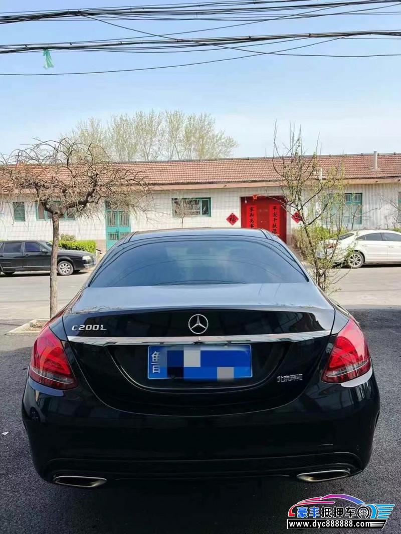 17年奔驰C轿车抵押车出售
