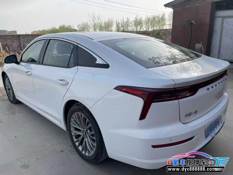 24年奔腾B70轿车抵押车出售