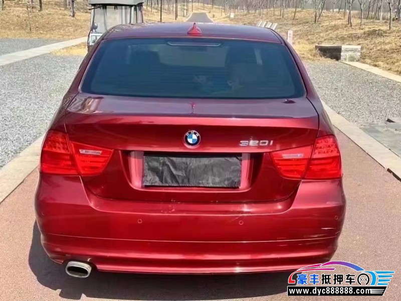 12年宝马3系轿车抵押车出售