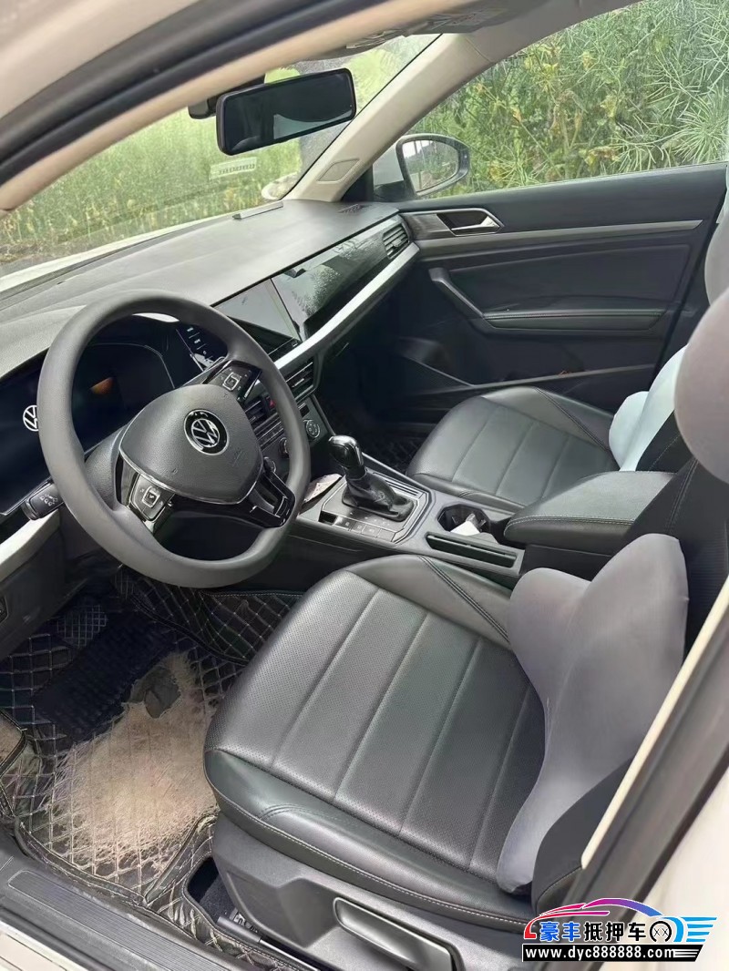 21年大众朗逸轿车抵押车出售