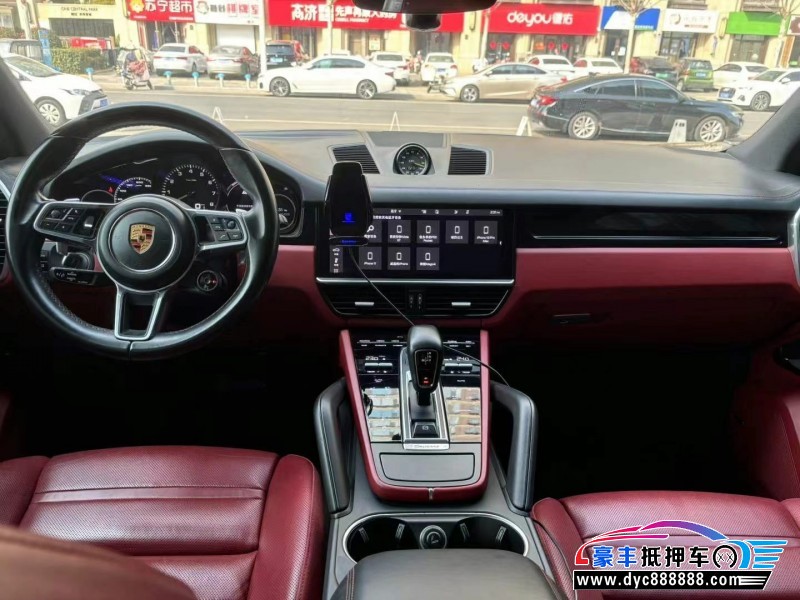 21年保时捷卡宴轿车抵押车出售