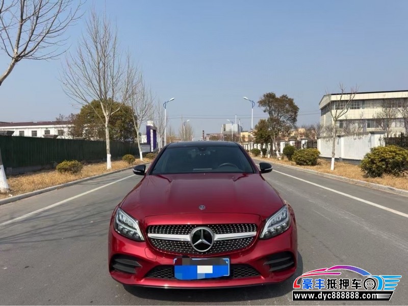 19年奔驰C轿车抵押车出售