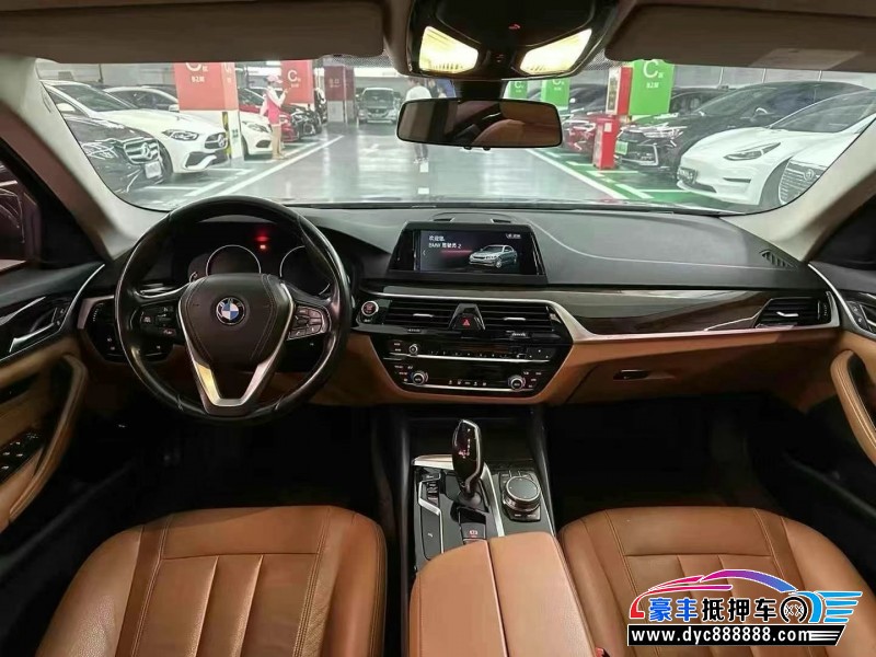 17年宝马5系轿车抵押车出售