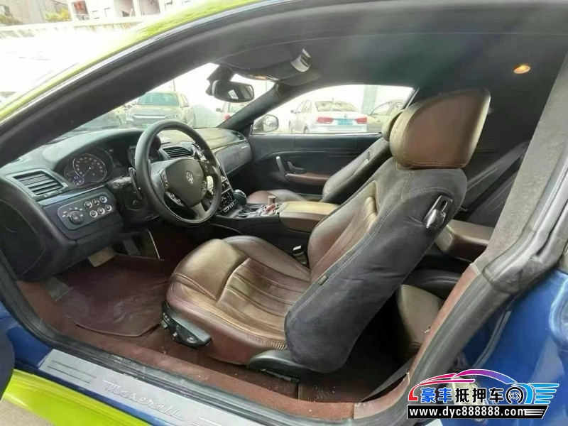 11年玛莎拉蒂GT轿车抵押车出售