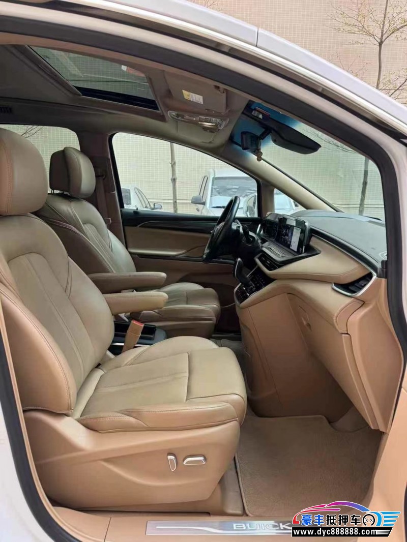 21年别克GL8轿车抵押车出售