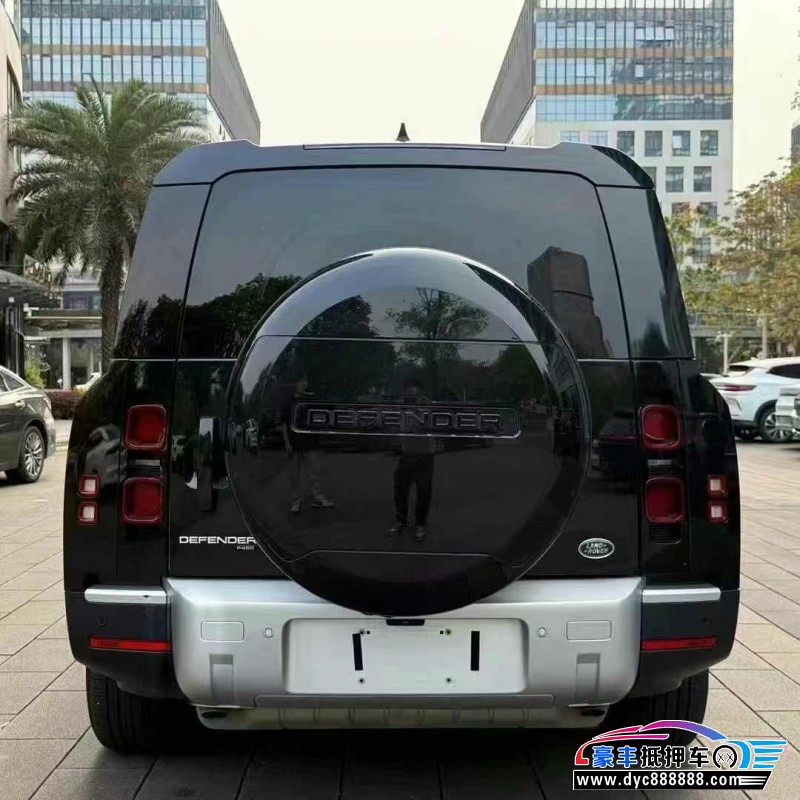 24年路虎卫士轿车抵押车出售