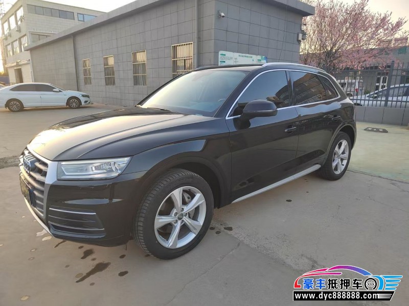 21年奥迪Q5轿车抵押车出售