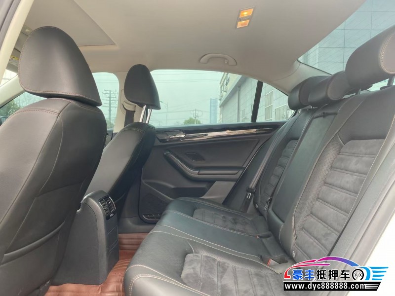 18年大众速腾轿车抵押车出售