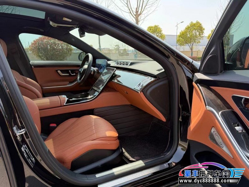 22年奔驰S轿车抵押车出售