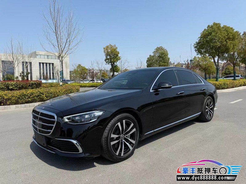 22年奔驰S轿车抵押车出售