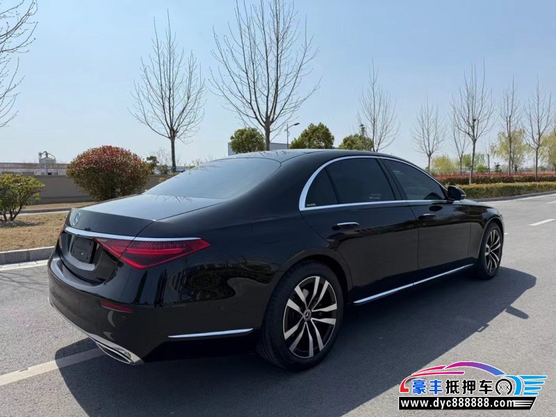 22年奔驰S轿车抵押车出售
