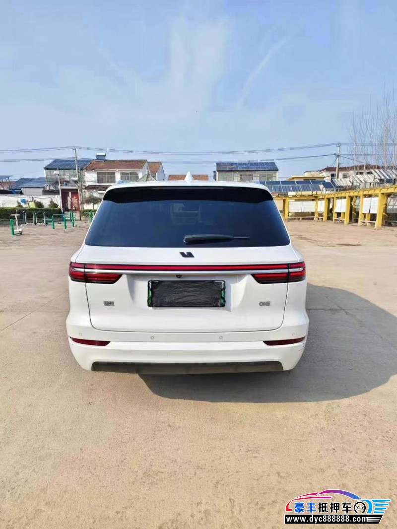 21年理想ONE轿车抵押车出售