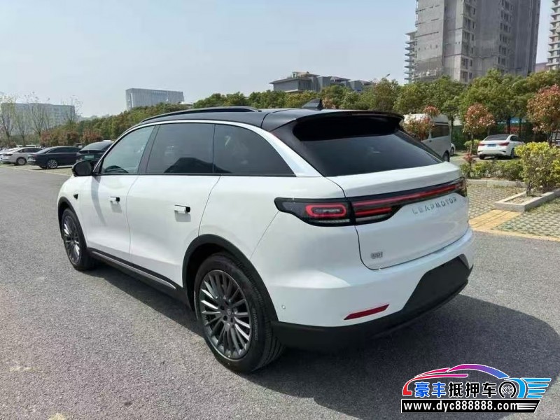 25年零跑C11轿车抵押车出售