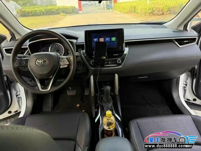 22年丰田锋兰达轿车抵押车出售