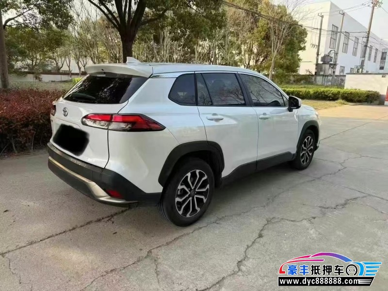 22年丰田锋兰达轿车抵押车出售